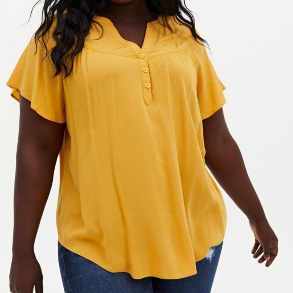 Torrid Flowy Mustrad Yellow Shirt size 3